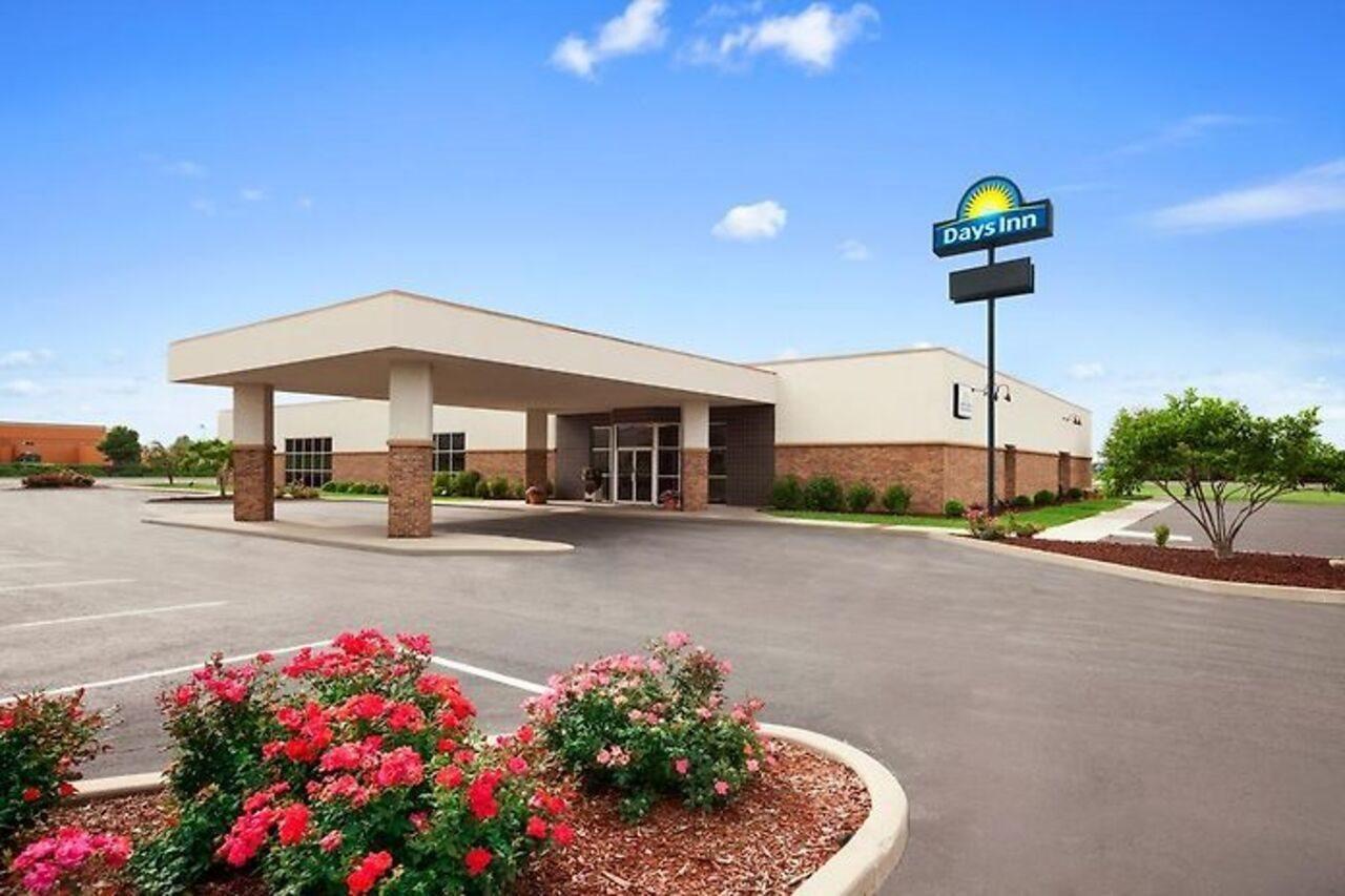 Days Inn צ'יליקות מראה חיצוני תמונה