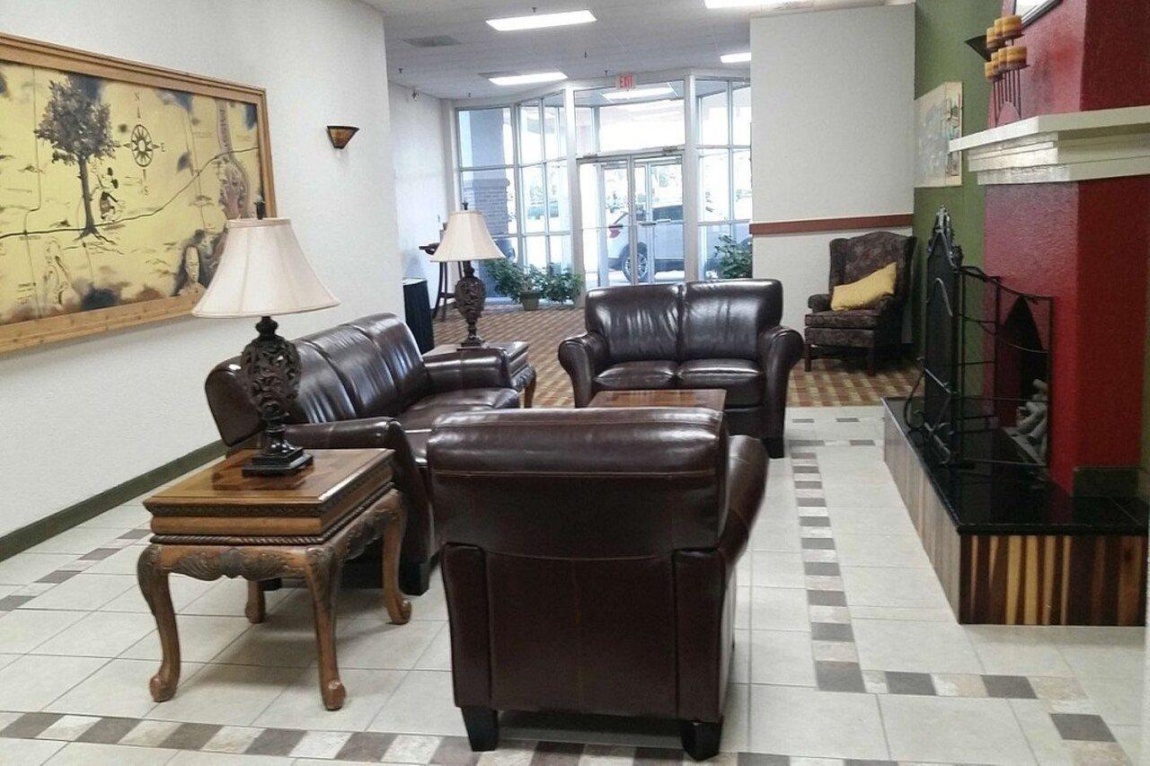 Days Inn צ'יליקות מראה חיצוני תמונה