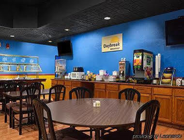 Days Inn צ'יליקות מראה חיצוני תמונה